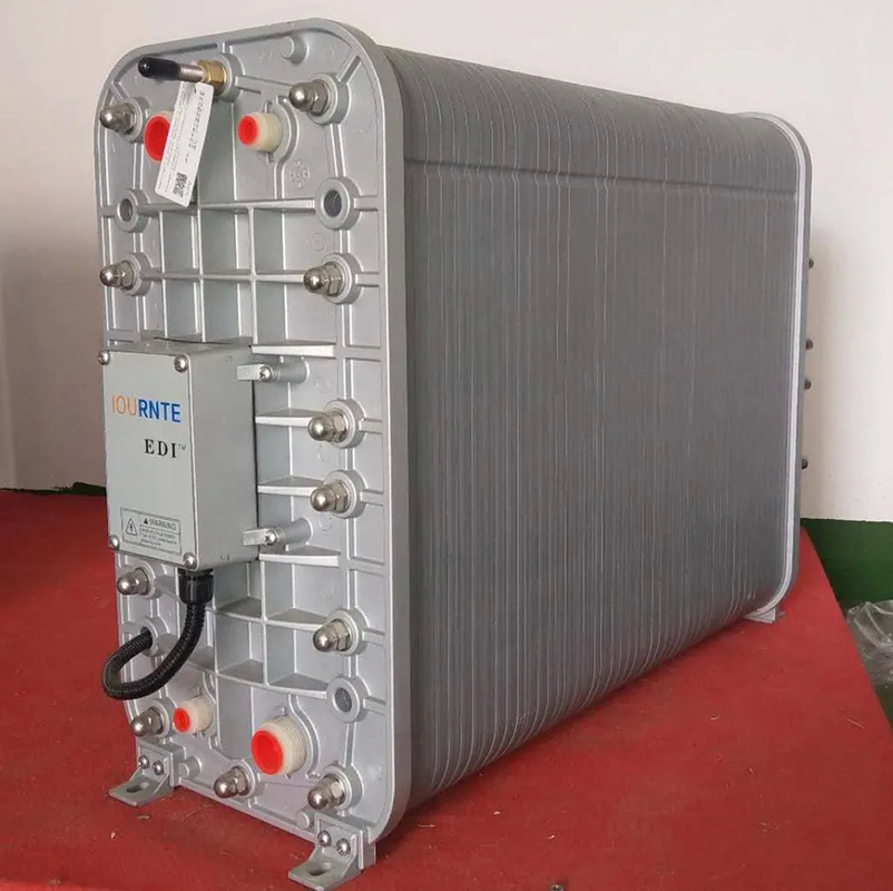 تصميم هيكلي مثالي 5.5-7.5 M3/H وحدات EDI LX-700 مع سهولة التشغيل